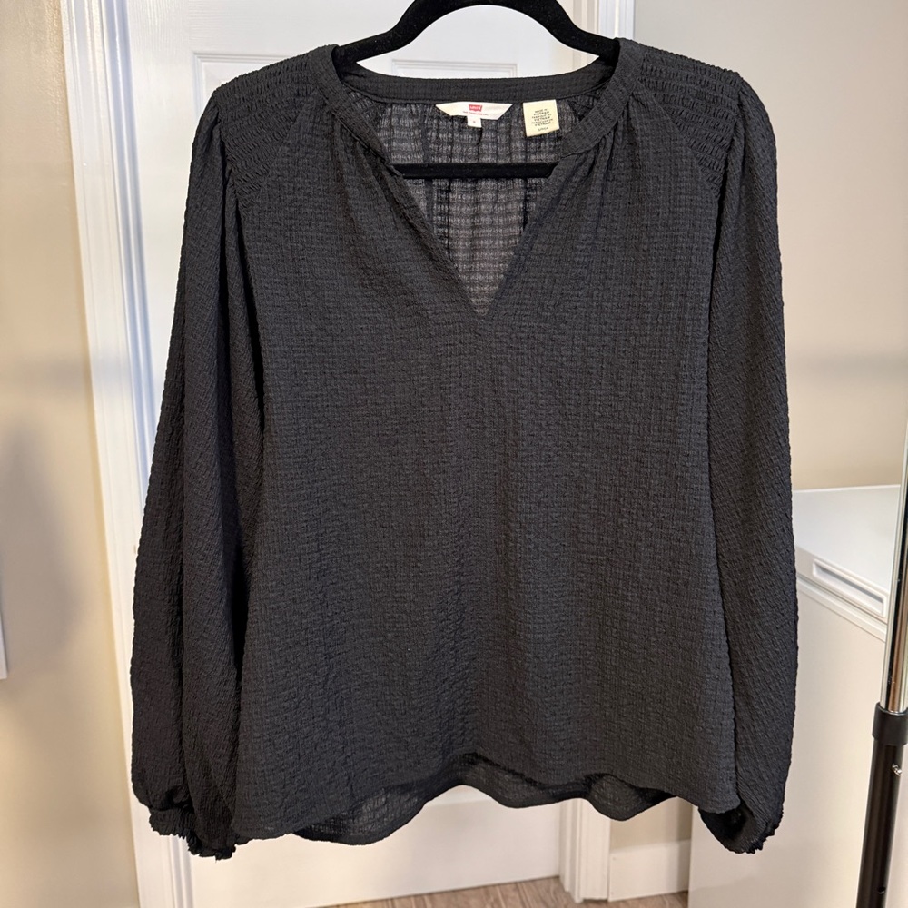 Levi's Black Textured Women's Blouse